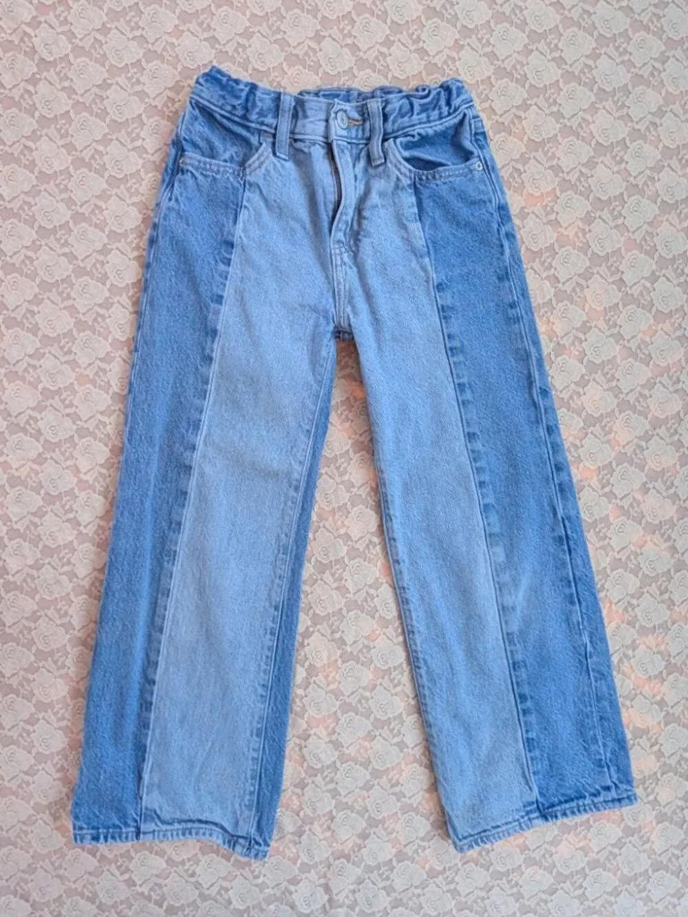 Old Navy girls high-rise baggy wide leg jeans two tone EUC in size 8 medium